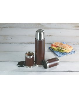 Vacuum flask 0,7 l and 2 mugs Vacuum flask 0,7 l and 2 mugs