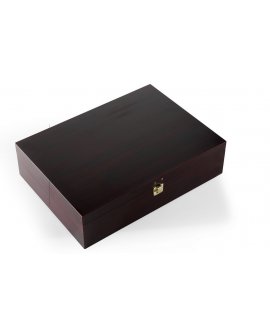 Casino set with roulette and poker in wooden box Casino set with roulette and poker in wooden box