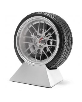 Desk clock in wheel shape Desk clock in wheel shape